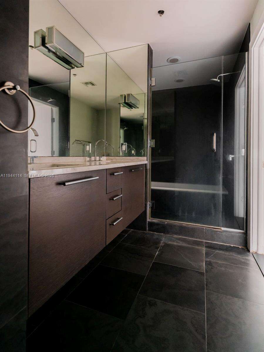 900 Biscayne at 900 Biscayne Blvd, Miami, FL 33132 - For Rent photo 11