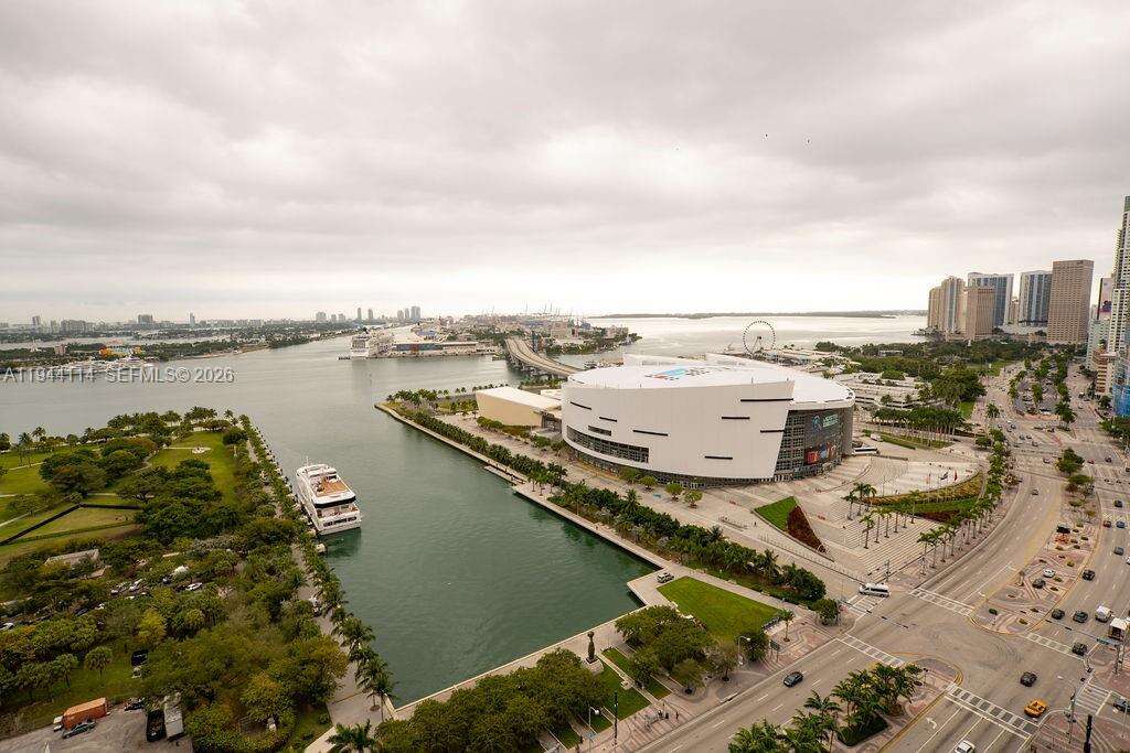 900 Biscayne at 900 Biscayne Blvd, Miami, FL 33132 - For Rent photo 13