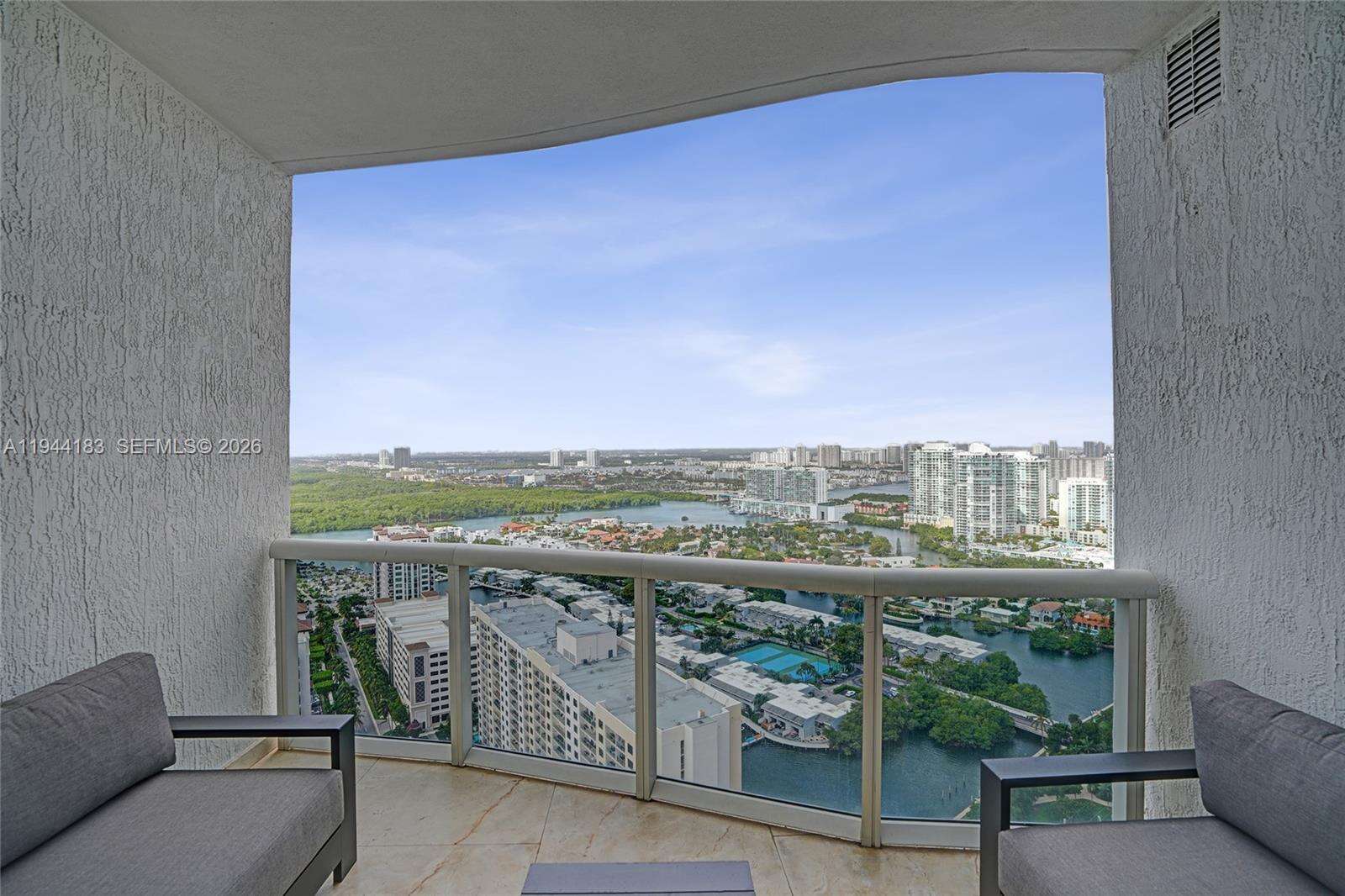 Trump Tower 2 at 15901 Collins Ave, Sunny Isles Beach, FL 33160 - For Rent photo 23