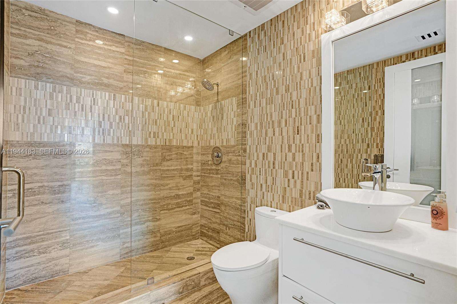 Trump Tower 2 at 15901 Collins Ave, Sunny Isles Beach, FL 33160 - For Rent photo 57