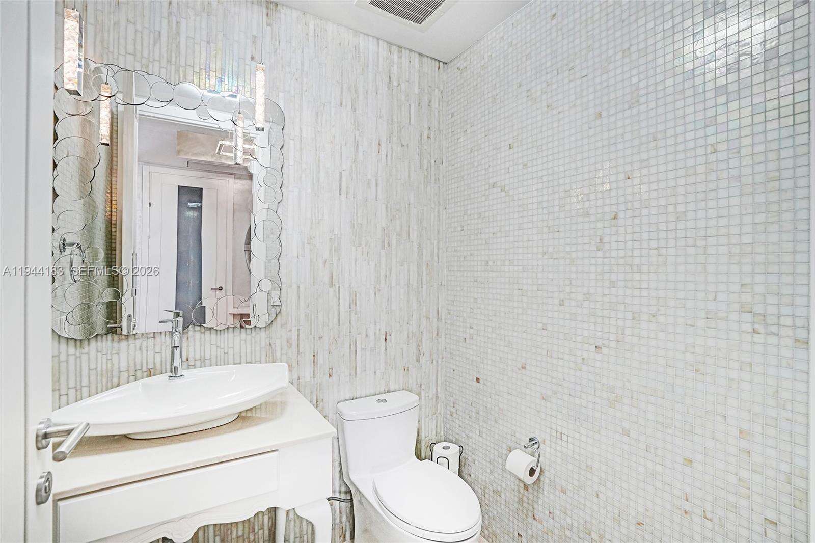 Trump Tower 2 at 15901 Collins Ave, Sunny Isles Beach, FL 33160 - For Rent photo 63