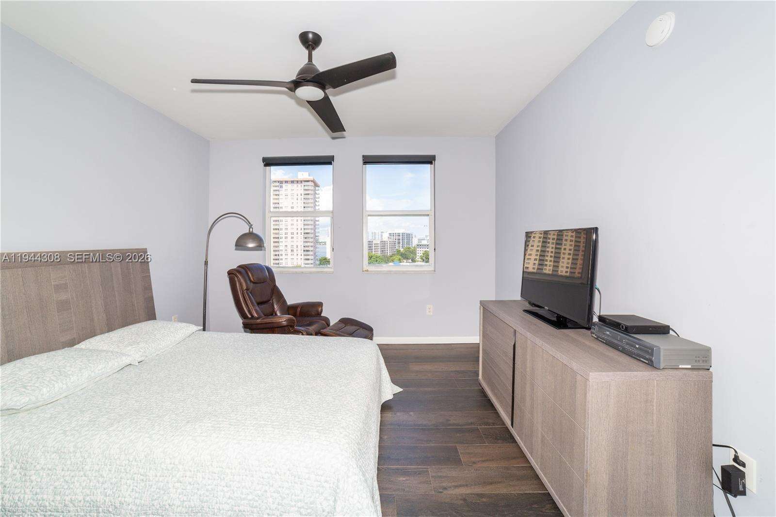 Porto Bellagio at 17150 Bay Rd, Sunny Isles Beach, FL 33160 - For Rent photo 18