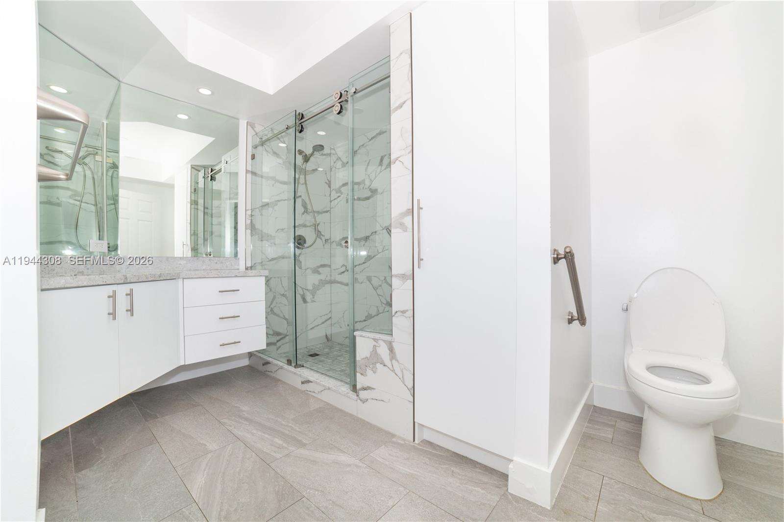 Porto Bellagio at 17150 Bay Rd, Sunny Isles Beach, FL 33160 - For Rent photo 22