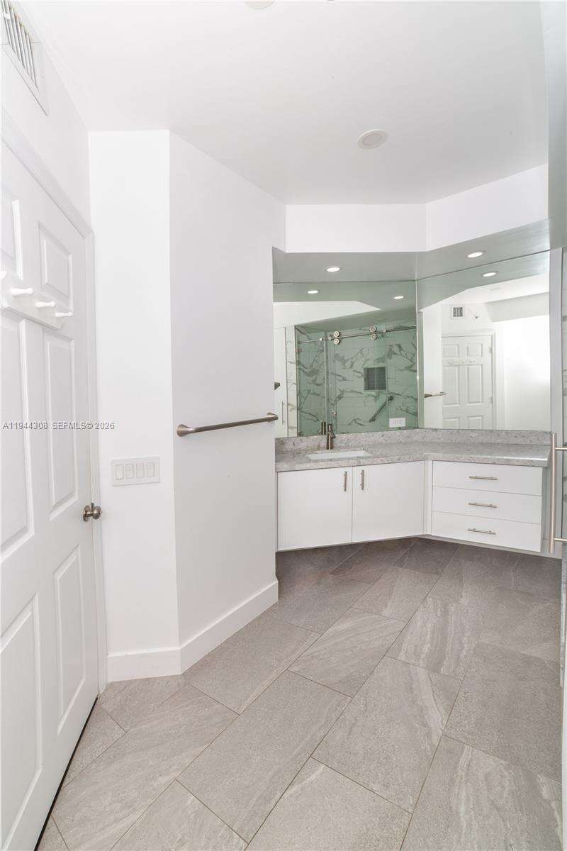 Porto Bellagio at 17150 Bay Rd, Sunny Isles Beach, FL 33160 - For Rent photo 26