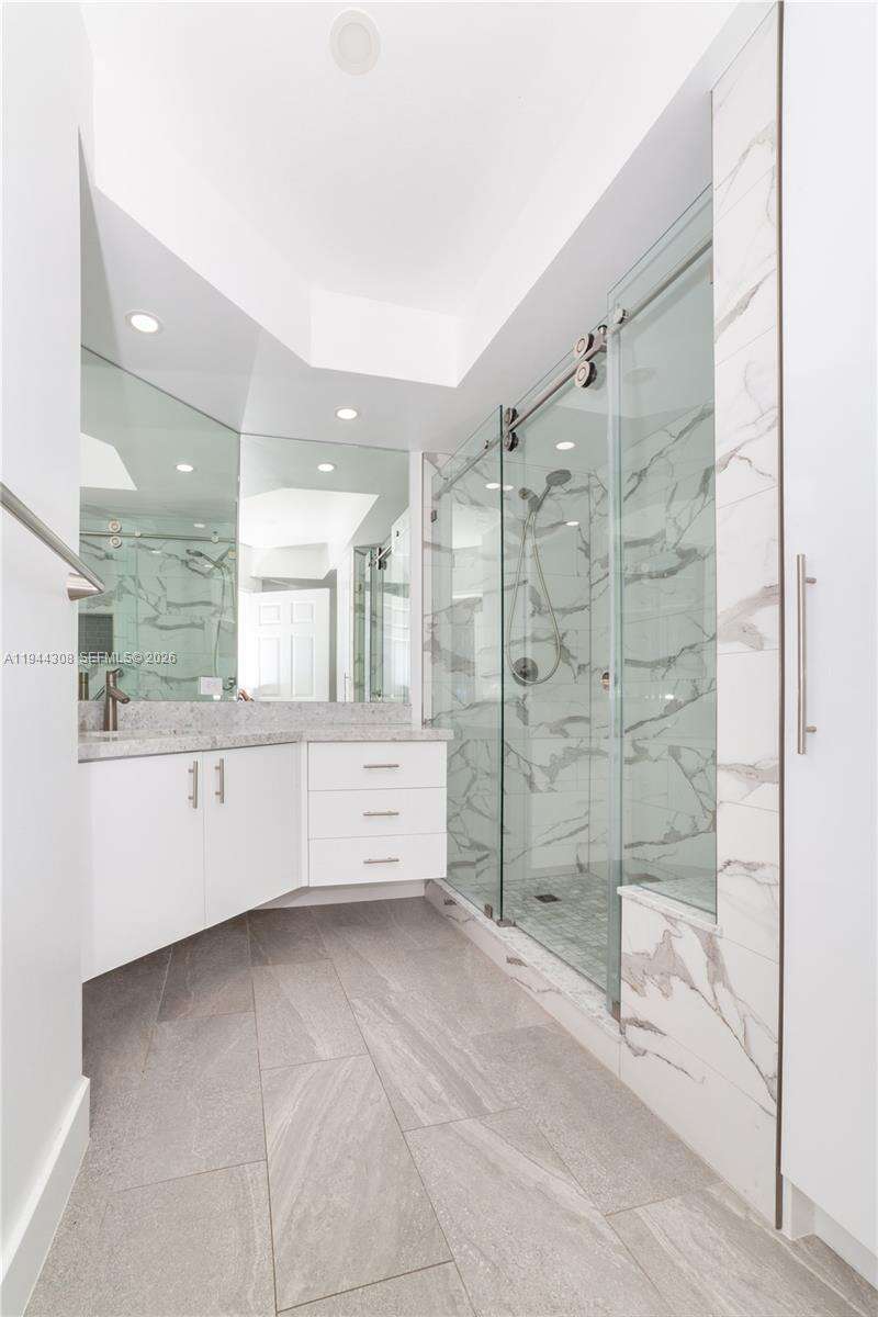 Porto Bellagio at 17150 Bay Rd, Sunny Isles Beach, FL 33160 - For Rent photo 28