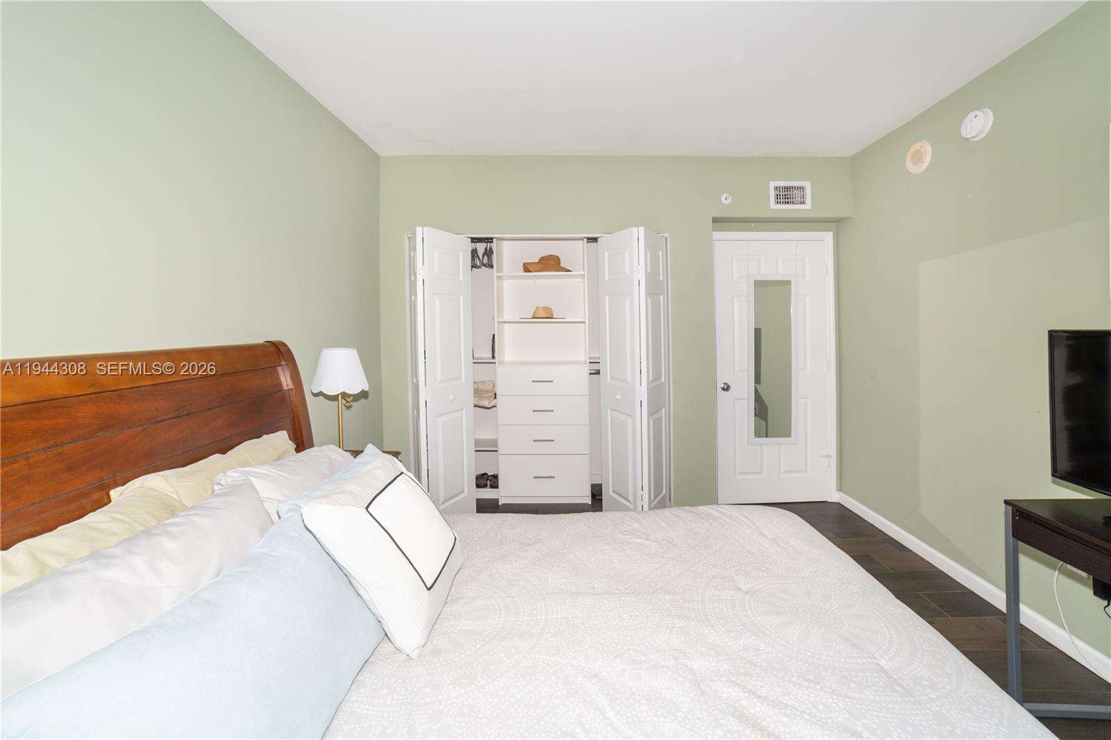 Porto Bellagio at 17150 Bay Rd, Sunny Isles Beach, FL 33160 - For Rent photo 43