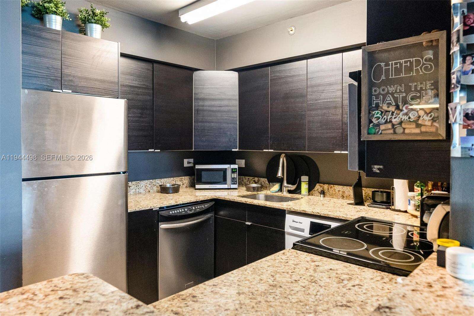 Flamingo South Beach at 1500 Bay Rd, Miami Beach, FL 33139 - For Rent photo 7