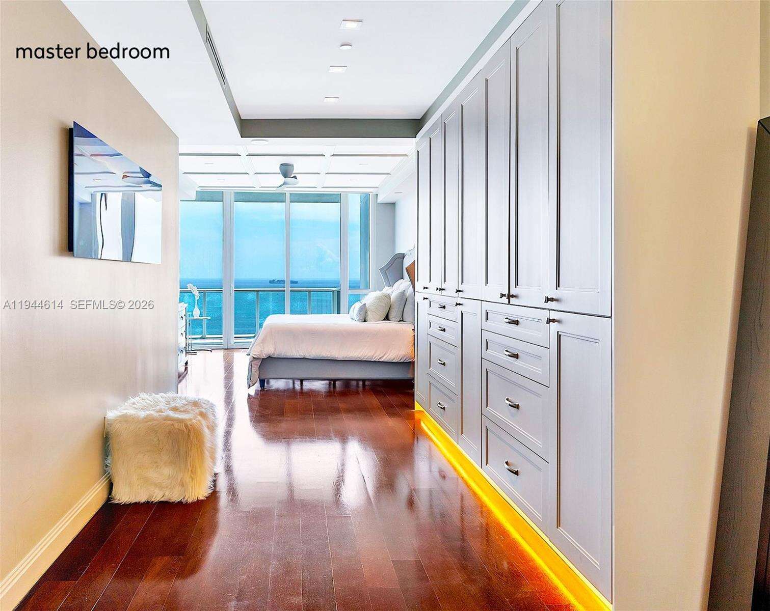 Continuum South Tower at 100 Pointe Dr, Miami Beach, FL 33139 - For Rent photo 5