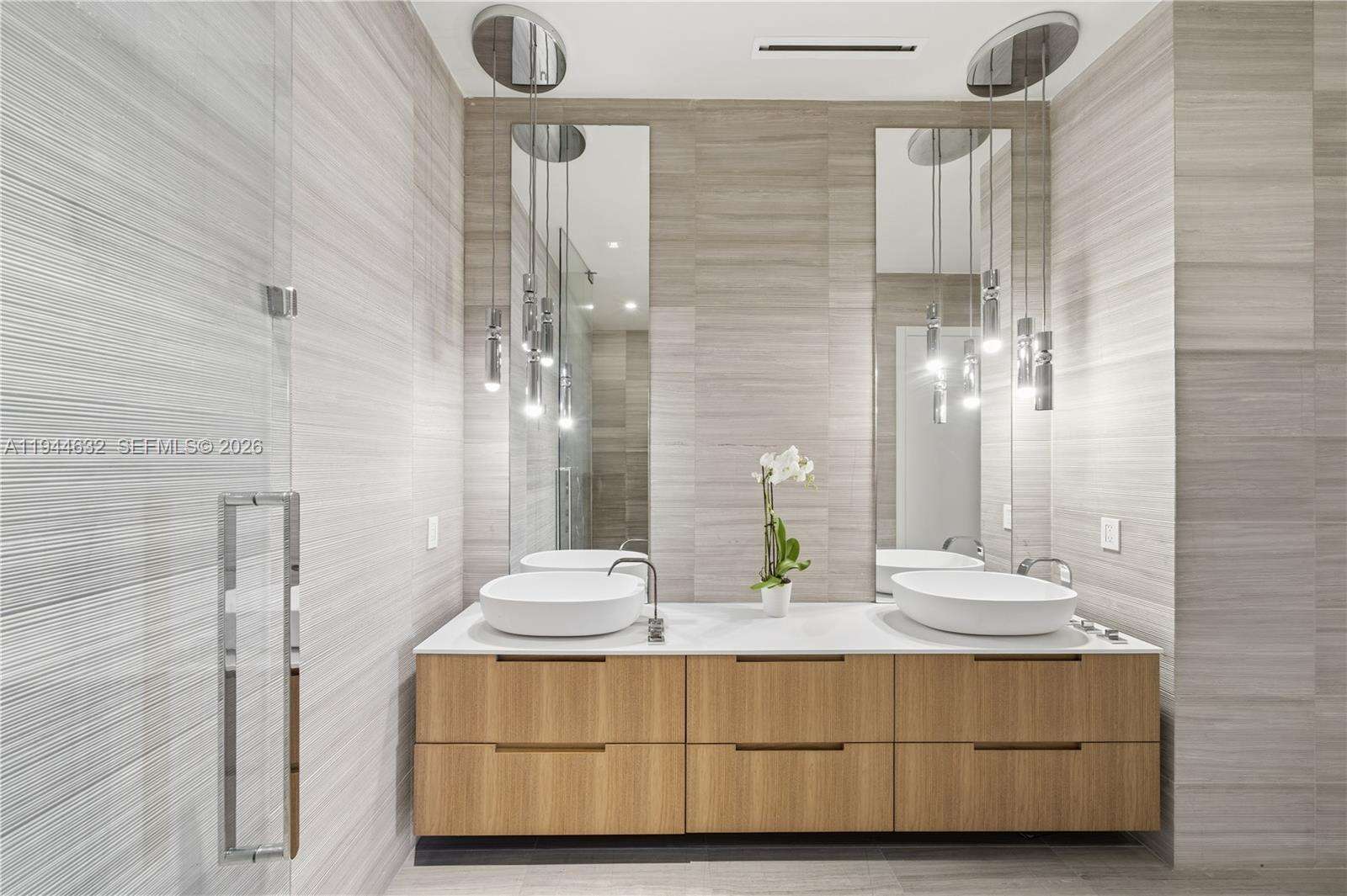 Ritz-Carlton Residences at 4701 Meridian Ave, Miami Beach, FL 33140 - For Rent photo 32