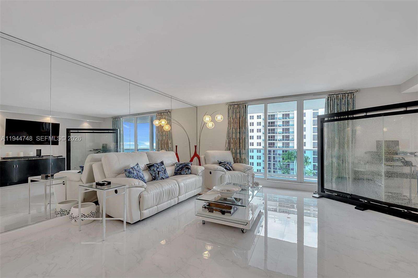 Roney Palace at 2301 Collins Ave, Miami Beach, FL 33139 - For Rent photo 8