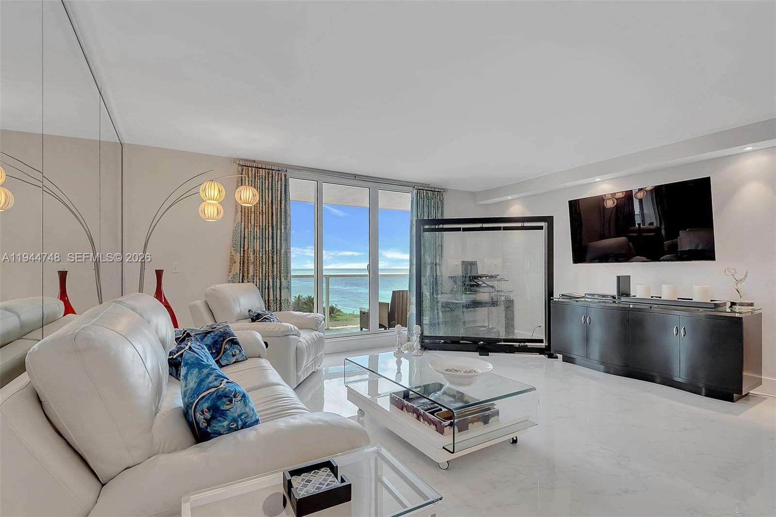 Roney Palace at 2301 Collins Ave, Miami Beach, FL 33139 - For Rent photo 9