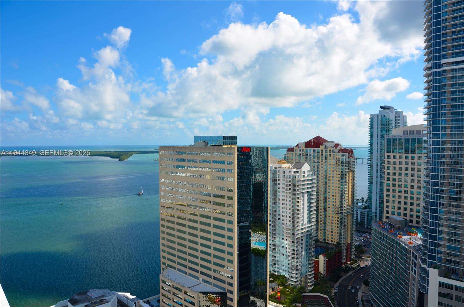 The Plaza On Brickell East at 950 Brickell Bay Dr, Miami, FL 33131 - For Rent photo 1