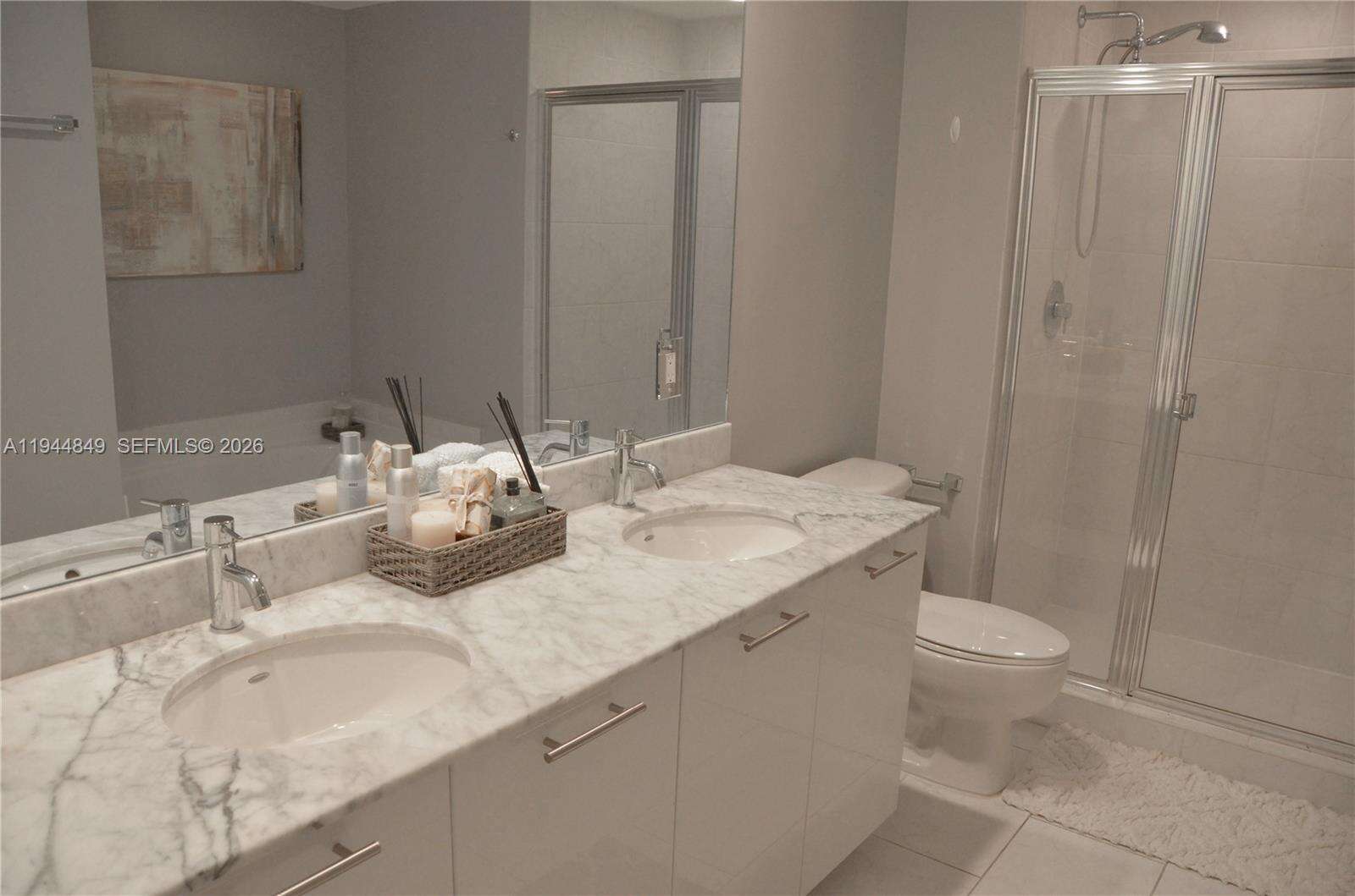 The Plaza On Brickell East at 950 Brickell Bay Dr, Miami, FL 33131 - For Rent photo 10
