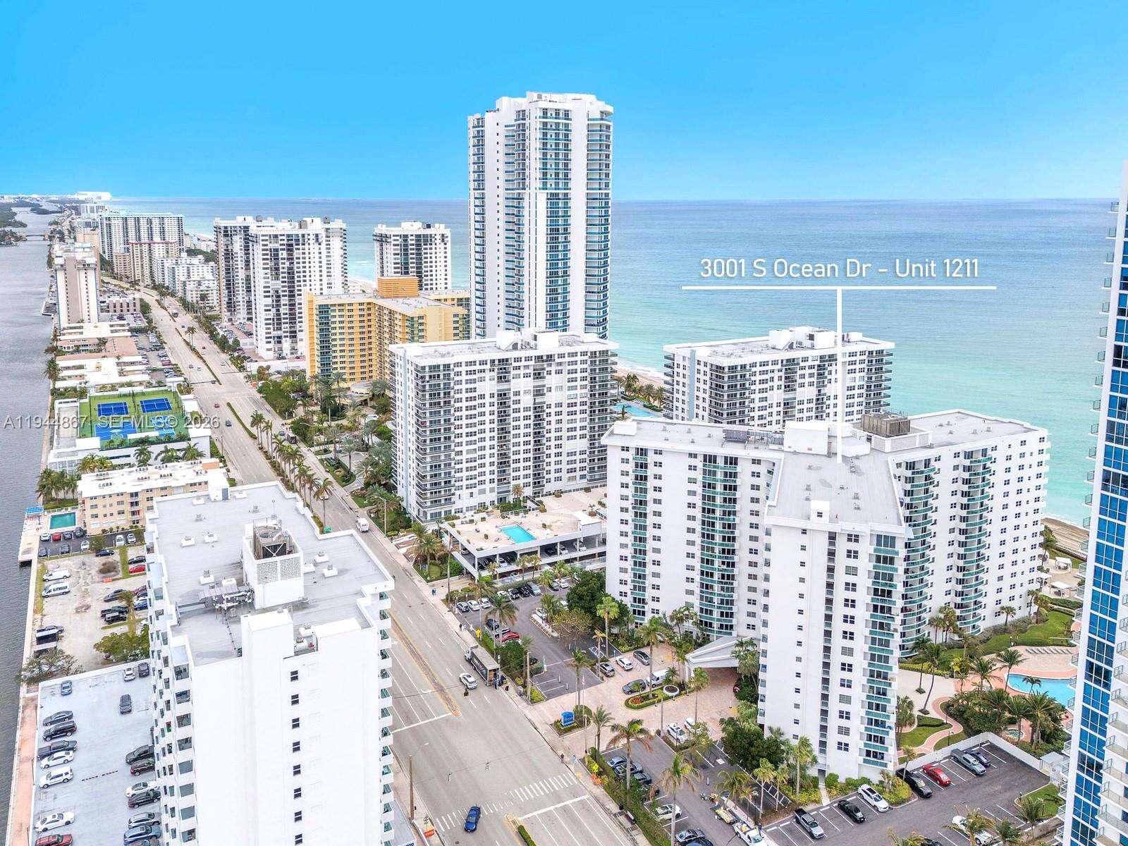 The Residences at 3001 Ocean Dr, Hollywood, FL 33019 - For Rent photo 3