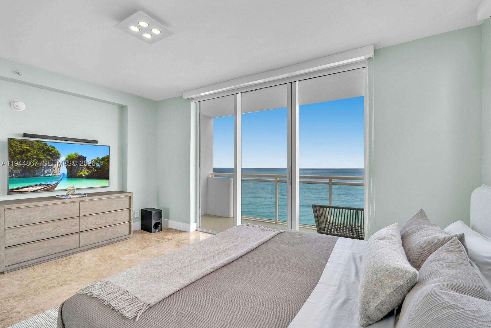 The Residences at 3001 Ocean Dr, Hollywood, FL 33019 - For Rent photo 21