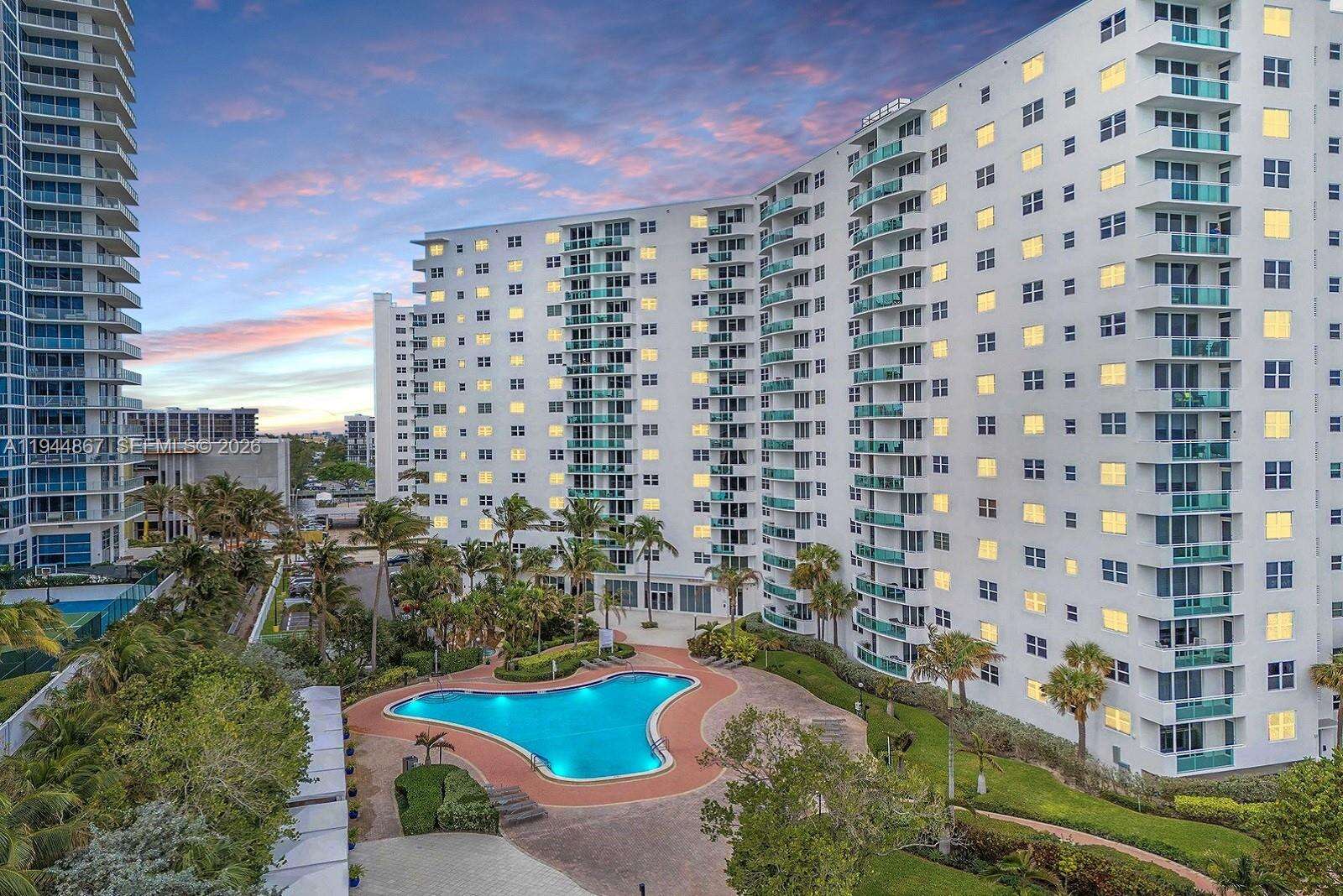 The Residences at 3001 Ocean Dr, Hollywood, FL 33019 - For Rent photo 33