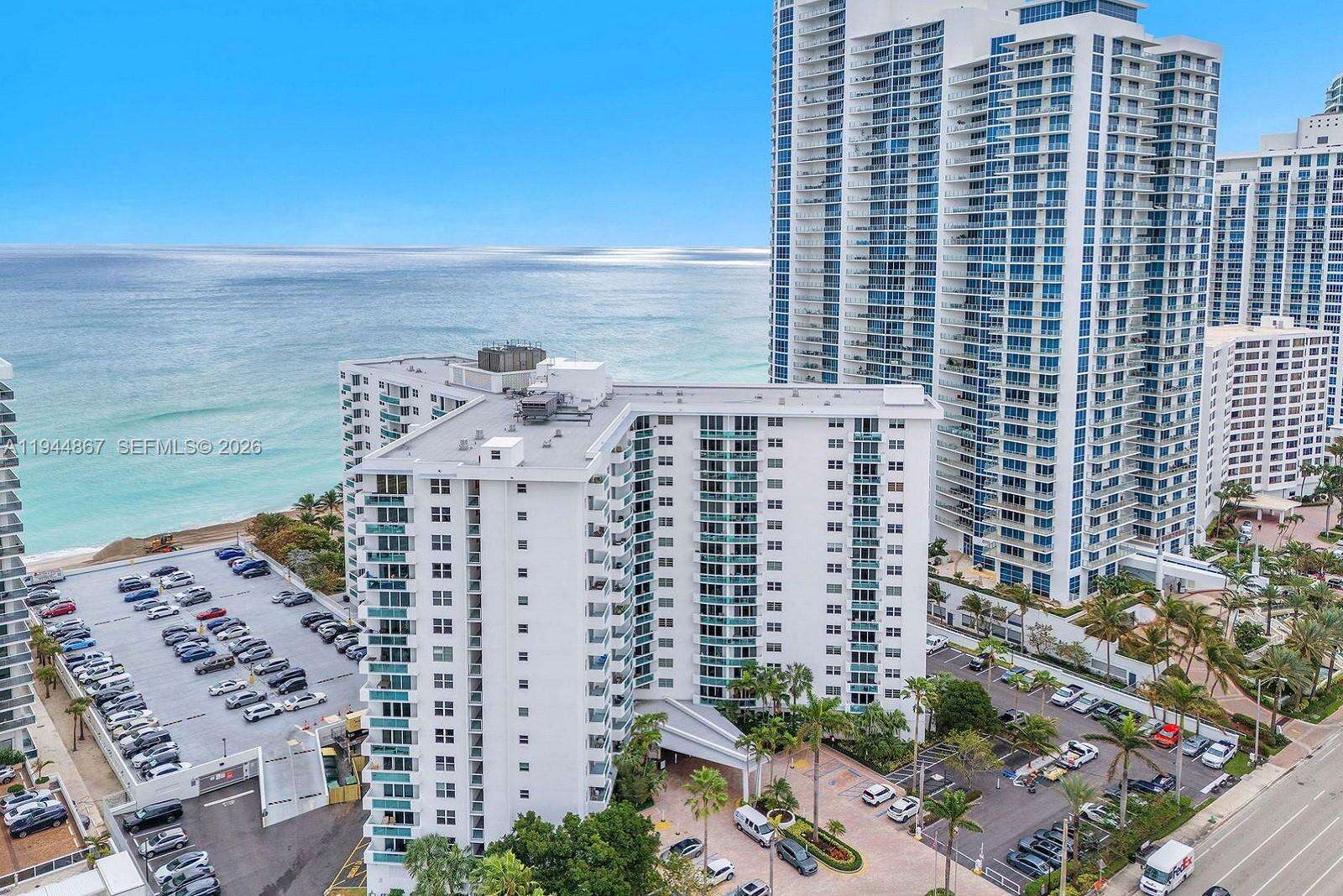 The Residences at 3001 Ocean Dr, Hollywood, FL 33019 - For Rent photo 44