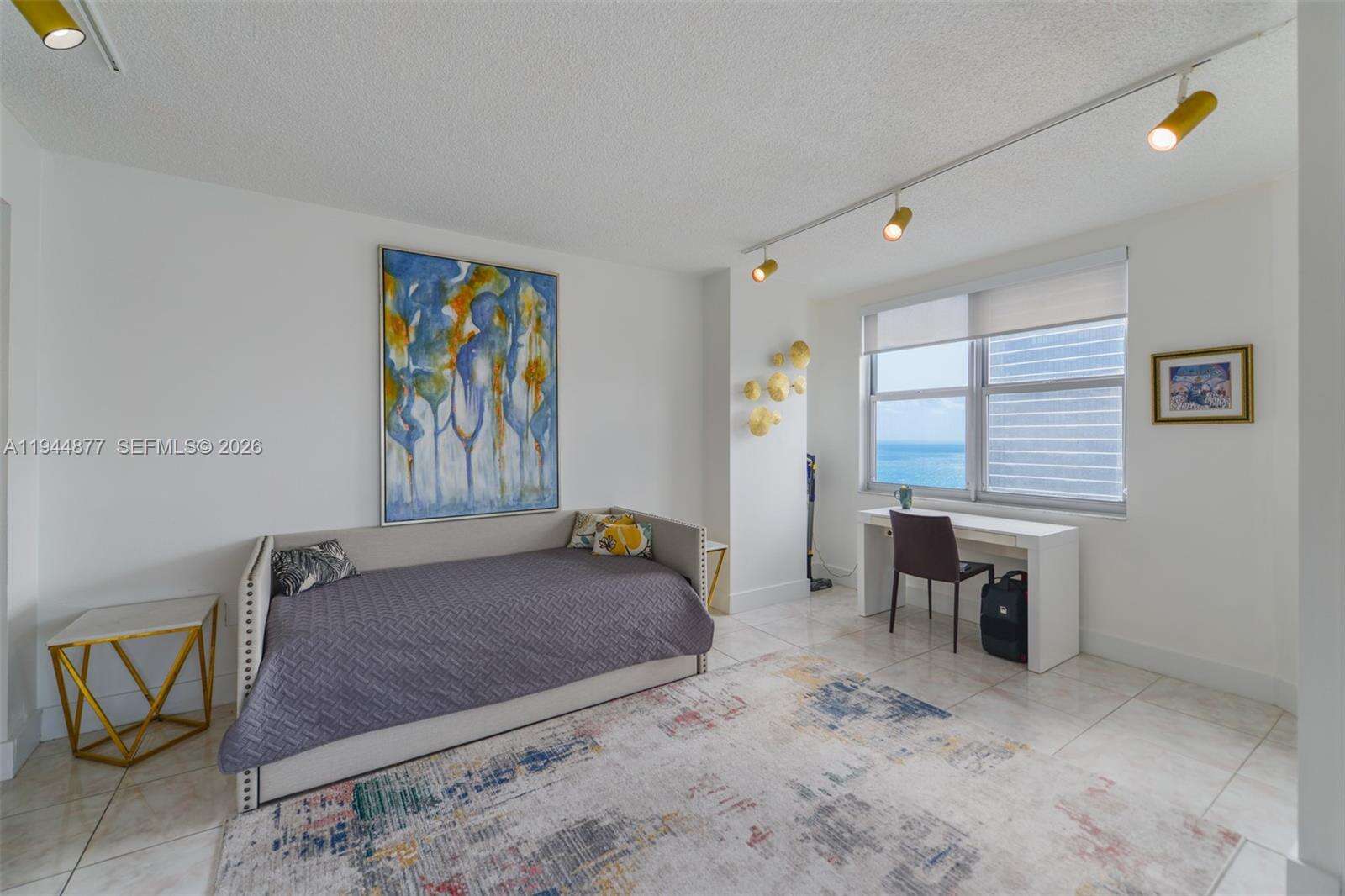 The Hemispheres at 1950 Ocean Dr, Hallandale Beach, FL 33009 - For Rent photo 19