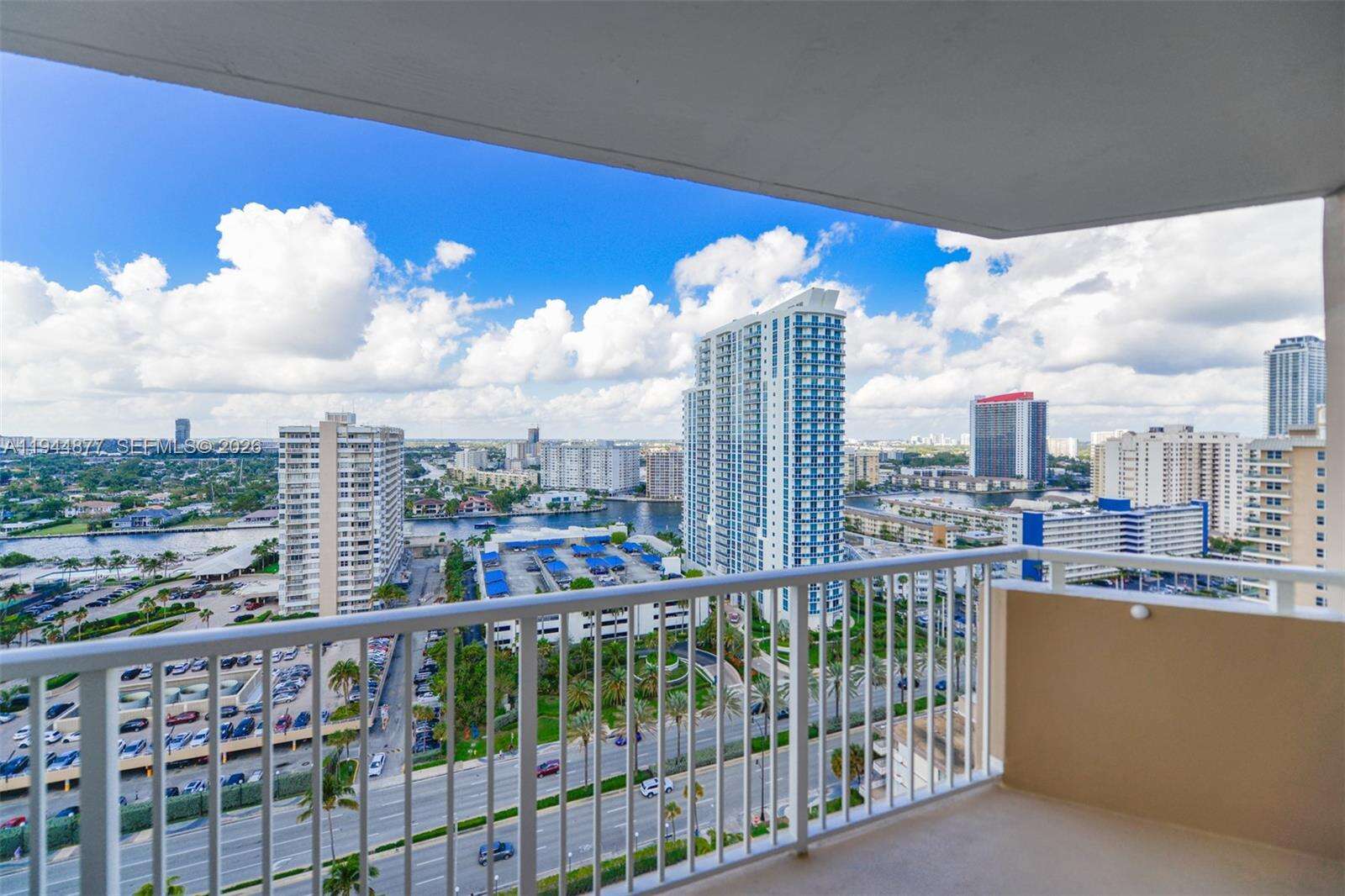 The Hemispheres at 1950 Ocean Dr, Hallandale Beach, FL 33009 - For Rent photo 4