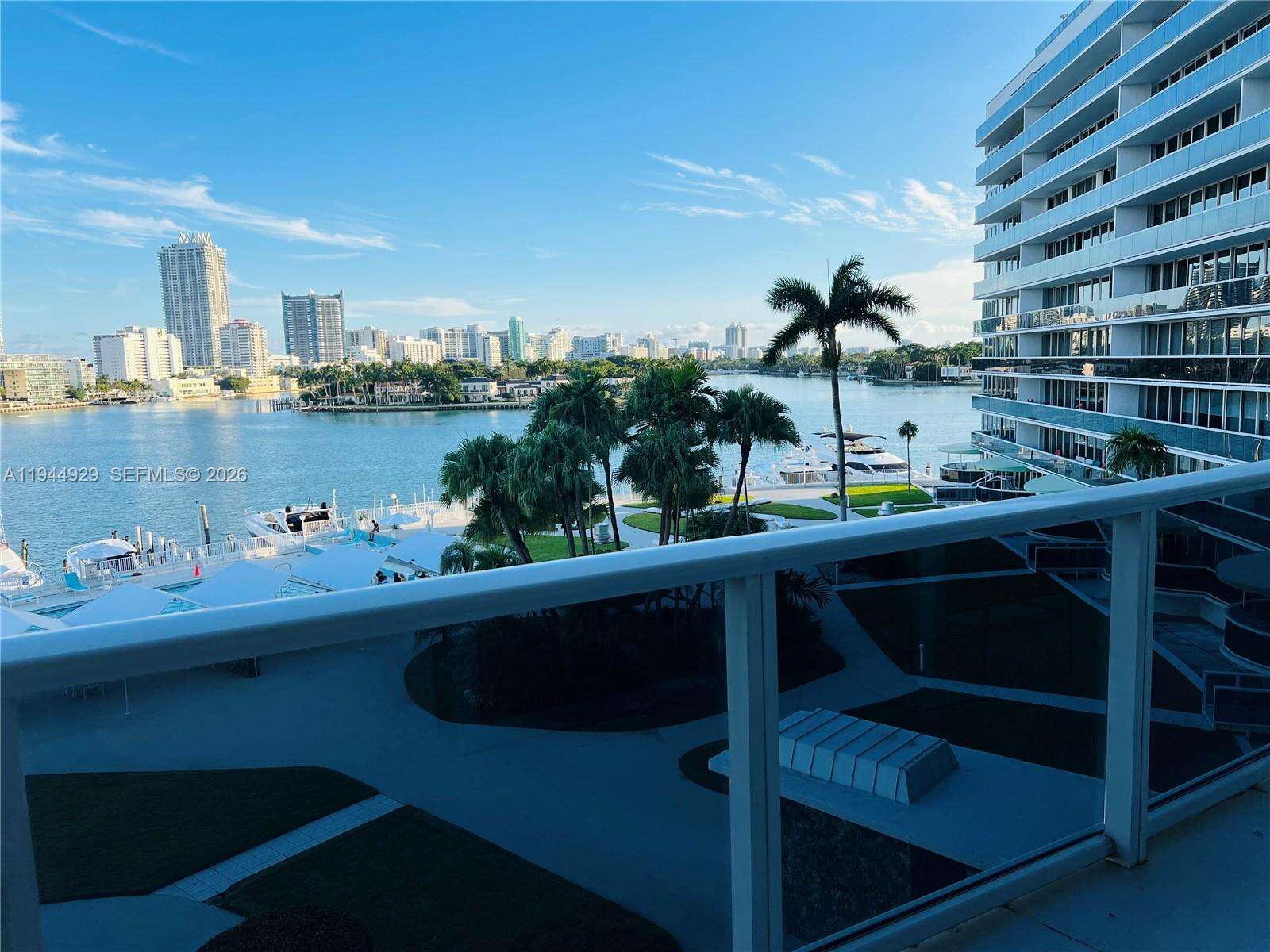 King Cole at 900 Bay Dr, Miami Beach, FL 33141 - For Rent photo 20