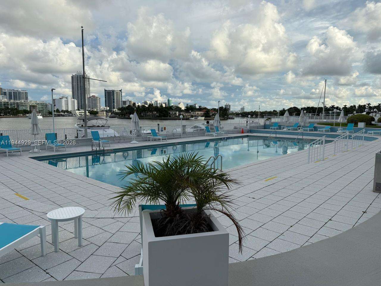 King Cole at 900 Bay Dr, Miami Beach, FL 33141 - For Rent photo 25