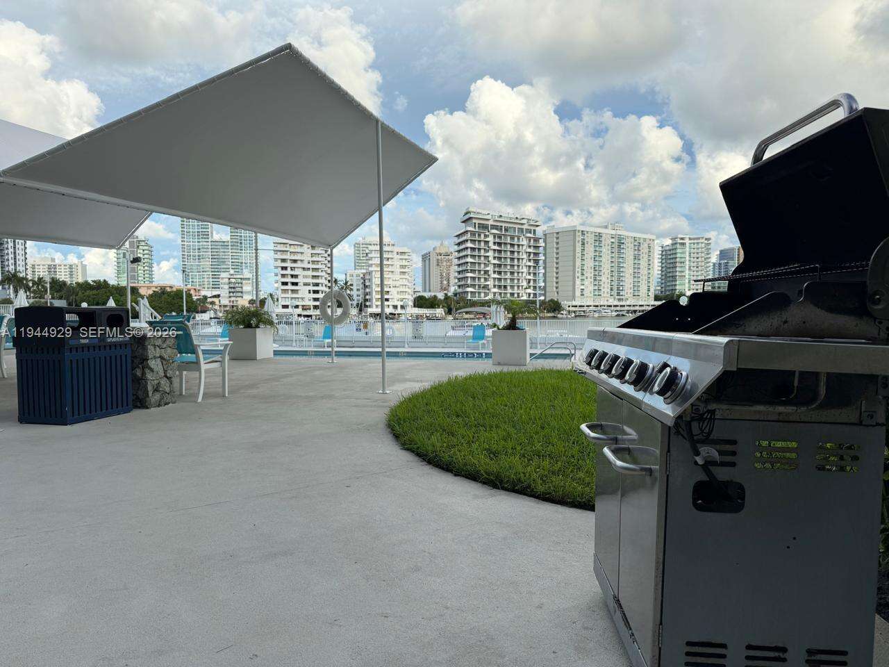 King Cole at 900 Bay Dr, Miami Beach, FL 33141 - For Rent photo 26