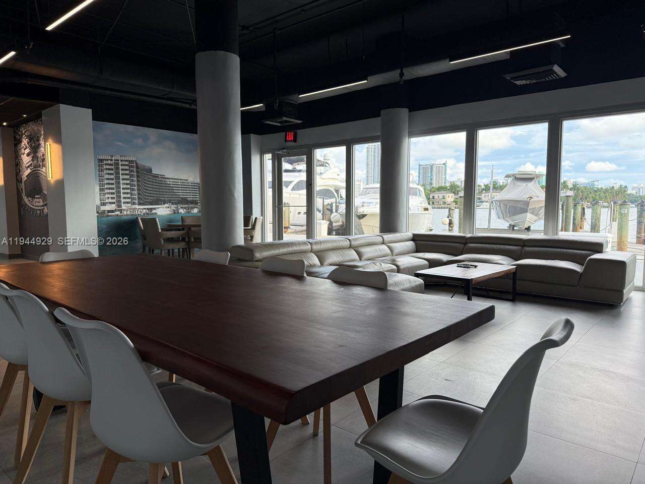 King Cole at 900 Bay Dr, Miami Beach, FL 33141 - For Rent photo 36