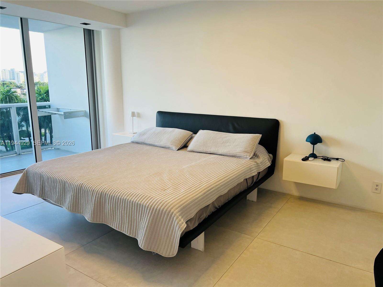 King Cole at 900 Bay Dr, Miami Beach, FL 33141 - For Rent photo 10