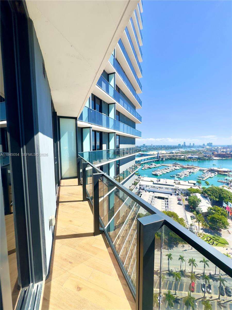 The Elser at 398 5 St, Miami, FL 33132 - For Rent photo 3