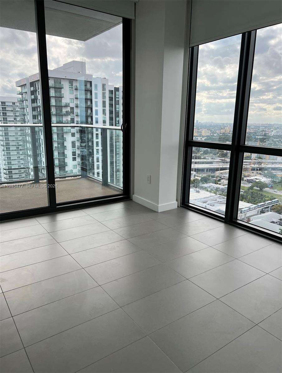 Canvas at 1600 1 Ave, Miami, FL 33132 - For Rent photo 5