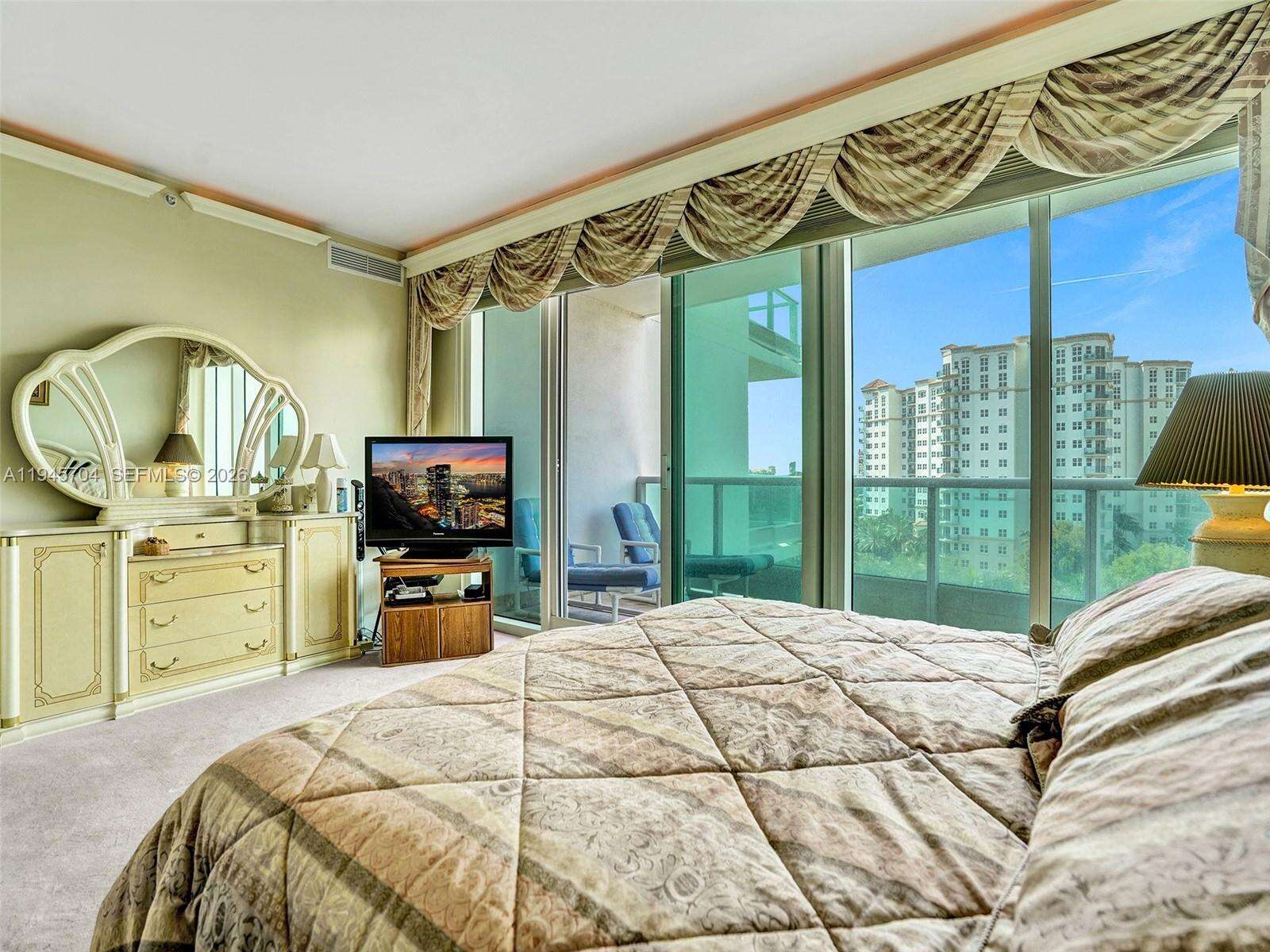 Porto Vita South at 19955 38 Ct, Aventura, FL 33180 - For Rent photo 29