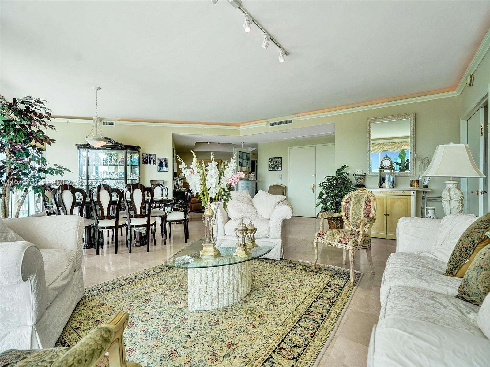 Porto Vita South at 19955 38 Ct, Aventura, FL 33180 - For Rent photo 4