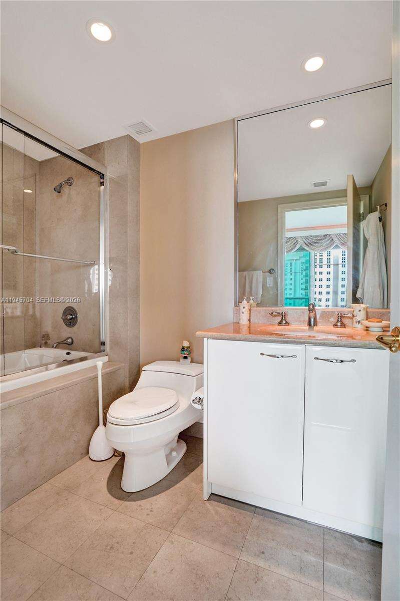 Porto Vita South at 19955 38 Ct, Aventura, FL 33180 - For Rent photo 33