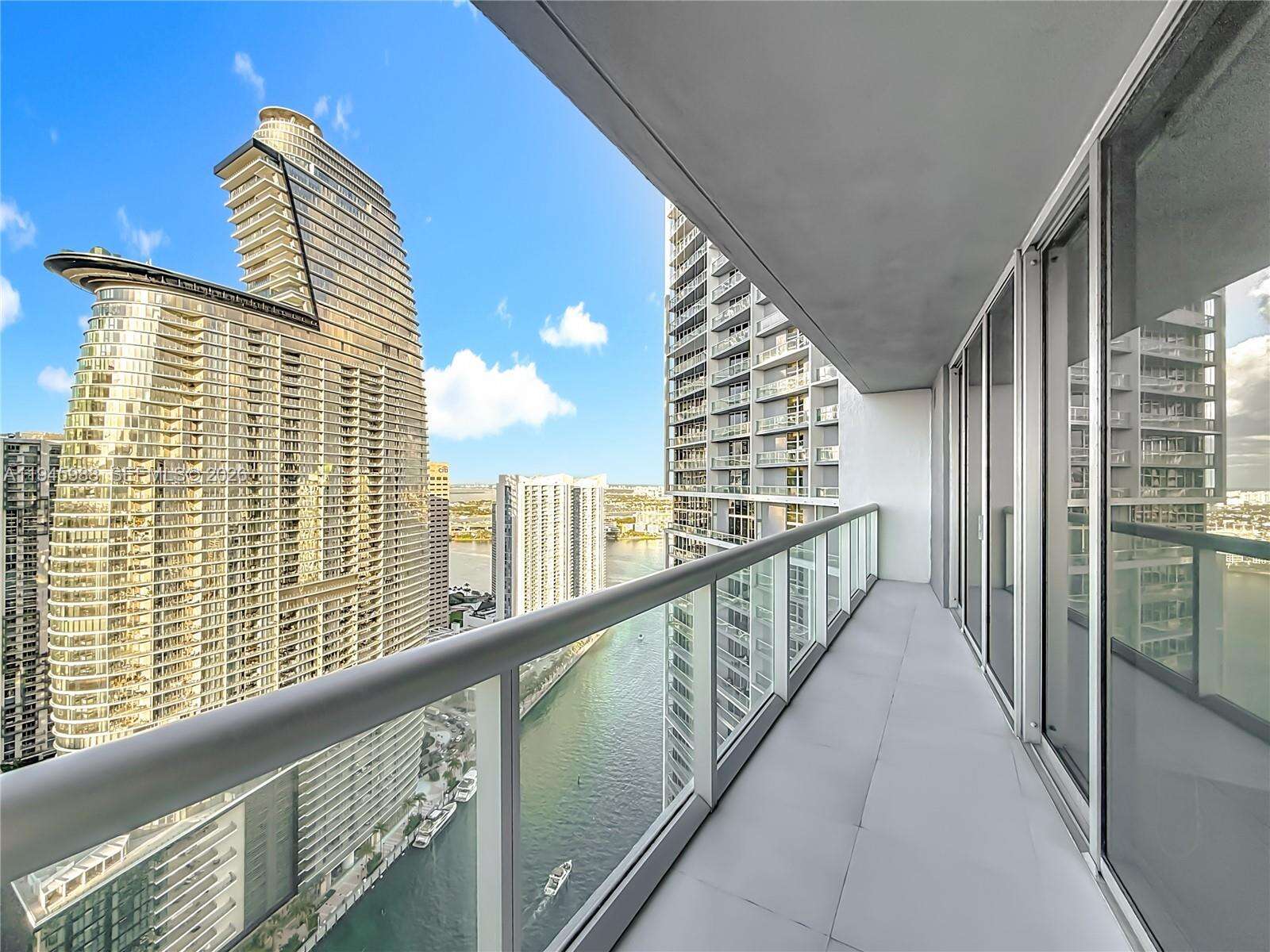 Icon Brickell 1 at 475 Brickell Ave, Miami, FL 33131 - For Rent photo 1