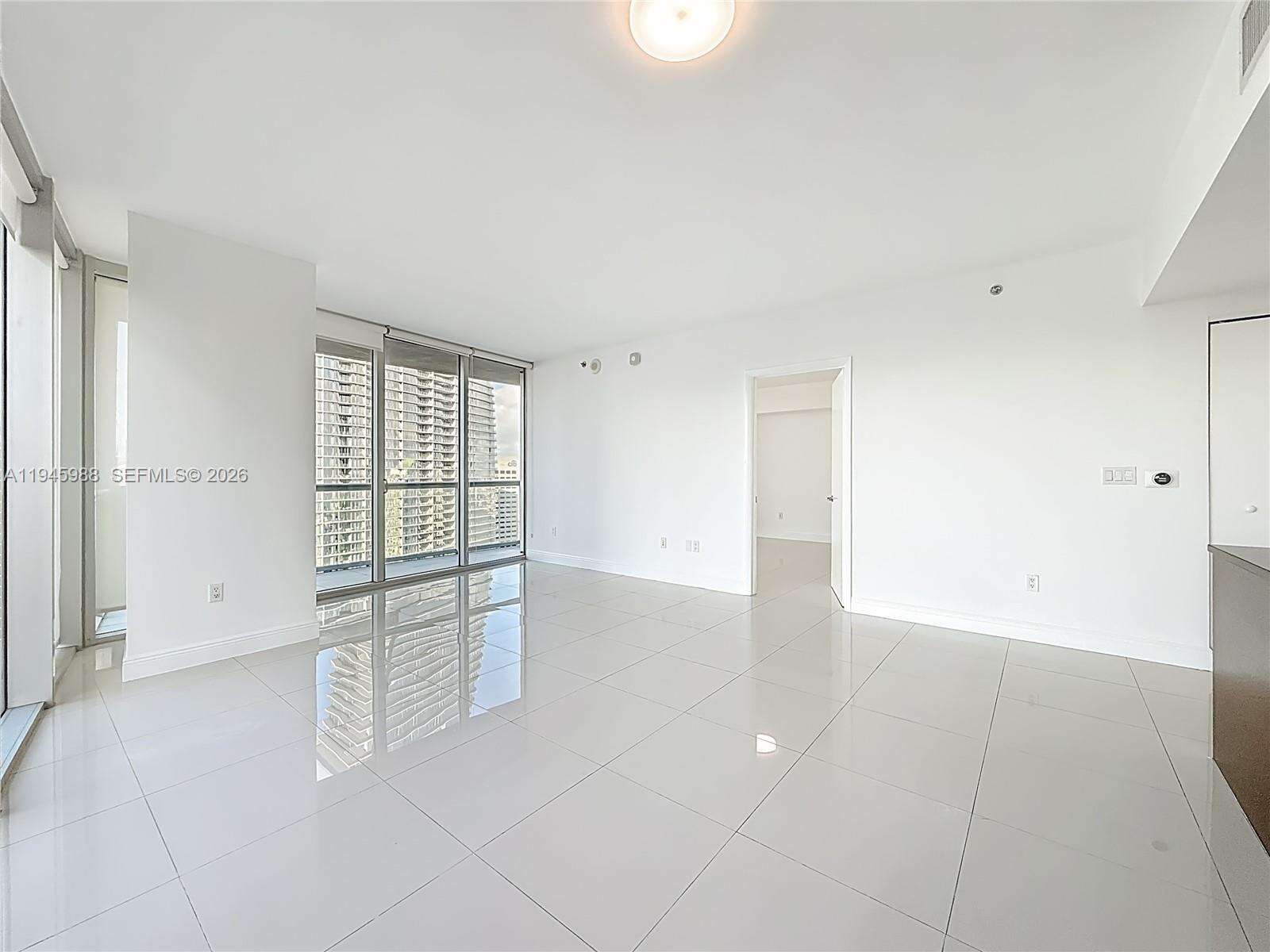 Icon Brickell 1 at 475 Brickell Ave, Miami, FL 33131 - For Rent photo 11