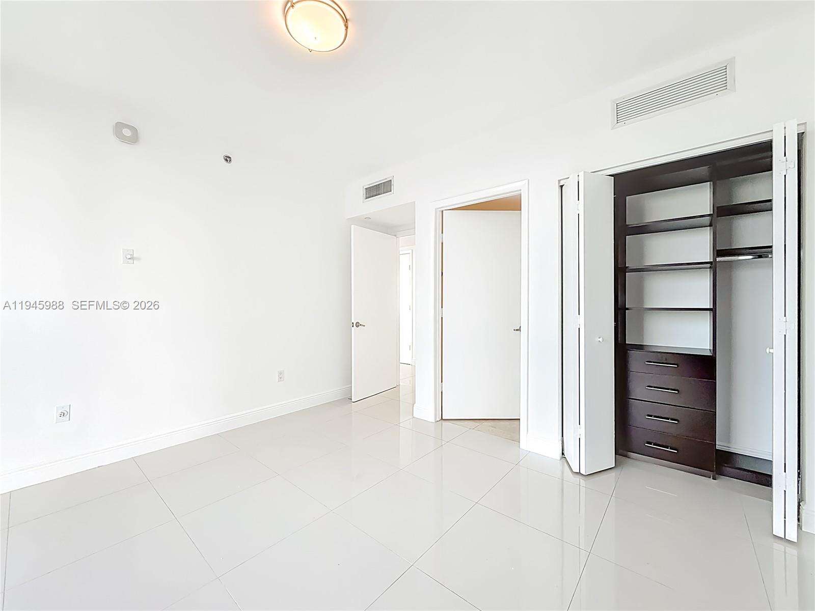 Icon Brickell 1 at 475 Brickell Ave, Miami, FL 33131 - For Rent photo 24