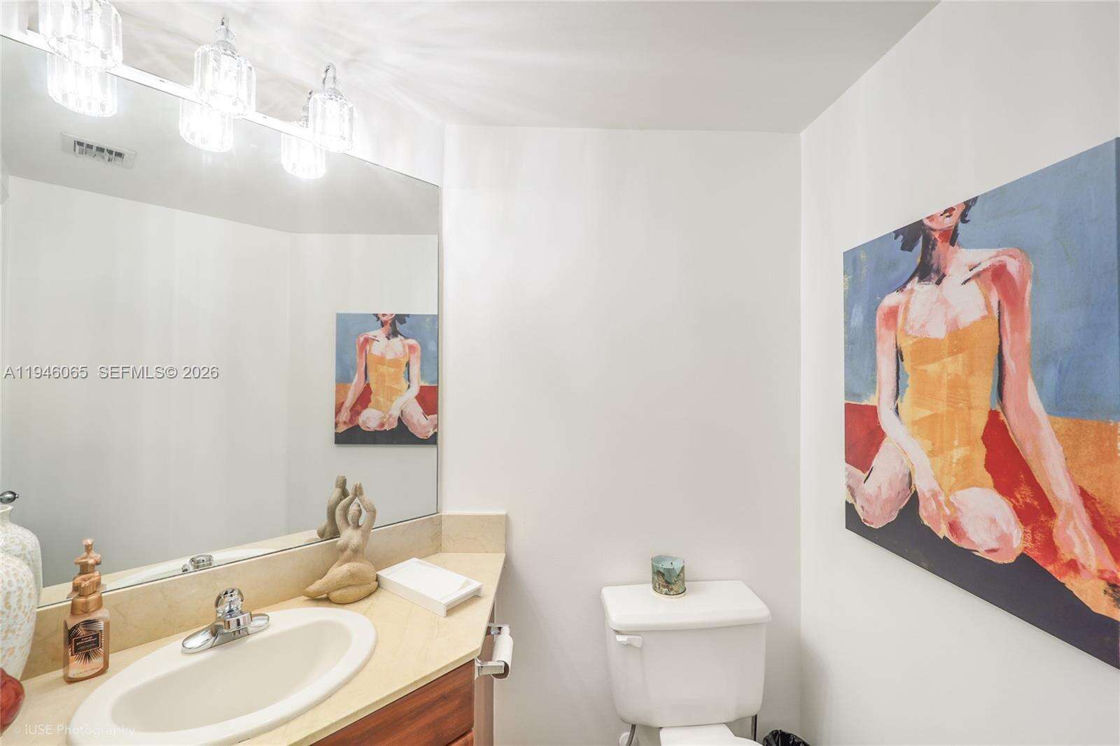 Courvoisier Courts at 701 Brickell Key Blvd, Miami, FL 33131 - For Rent photo 10