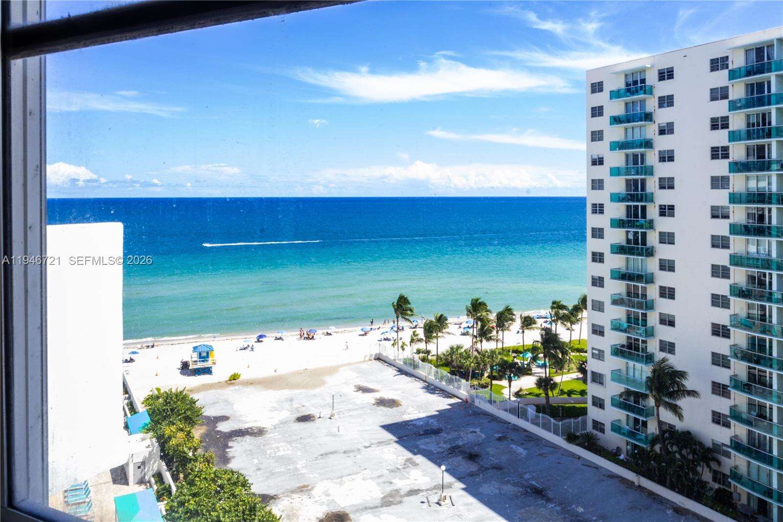 Sea Air Towers at 3725 Ocean Dr, Hollywood, FL 33019 - For Rent photo 4