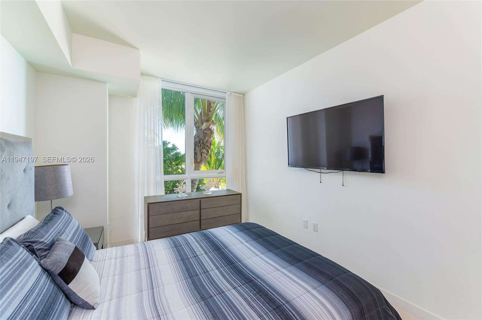Tiffany House at 401 Birch Rd, Fort Lauderdale, FL 33304 - For Rent photo 13