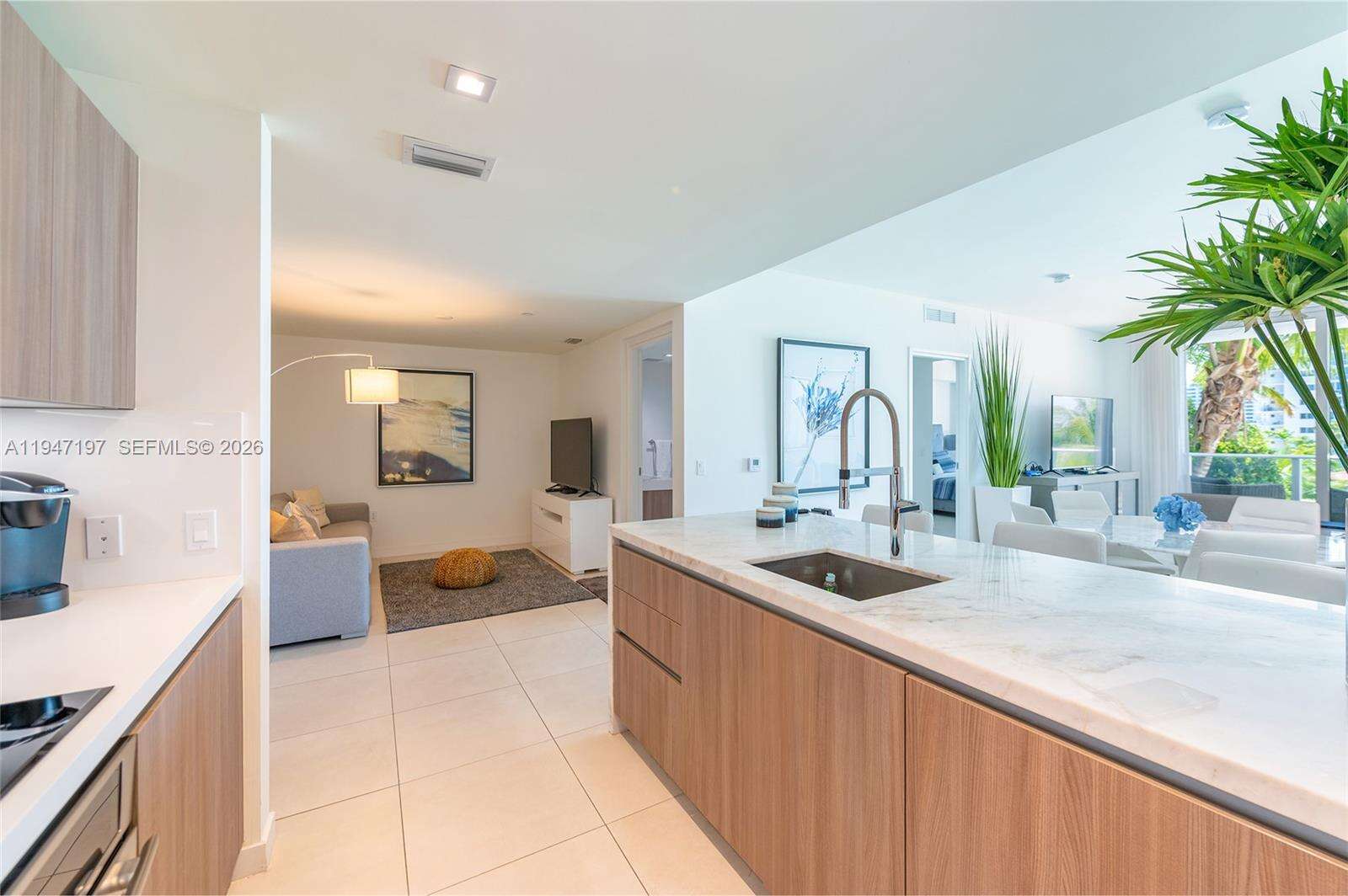 Tiffany House at 401 Birch Rd, Fort Lauderdale, FL 33304 - For Rent photo 23