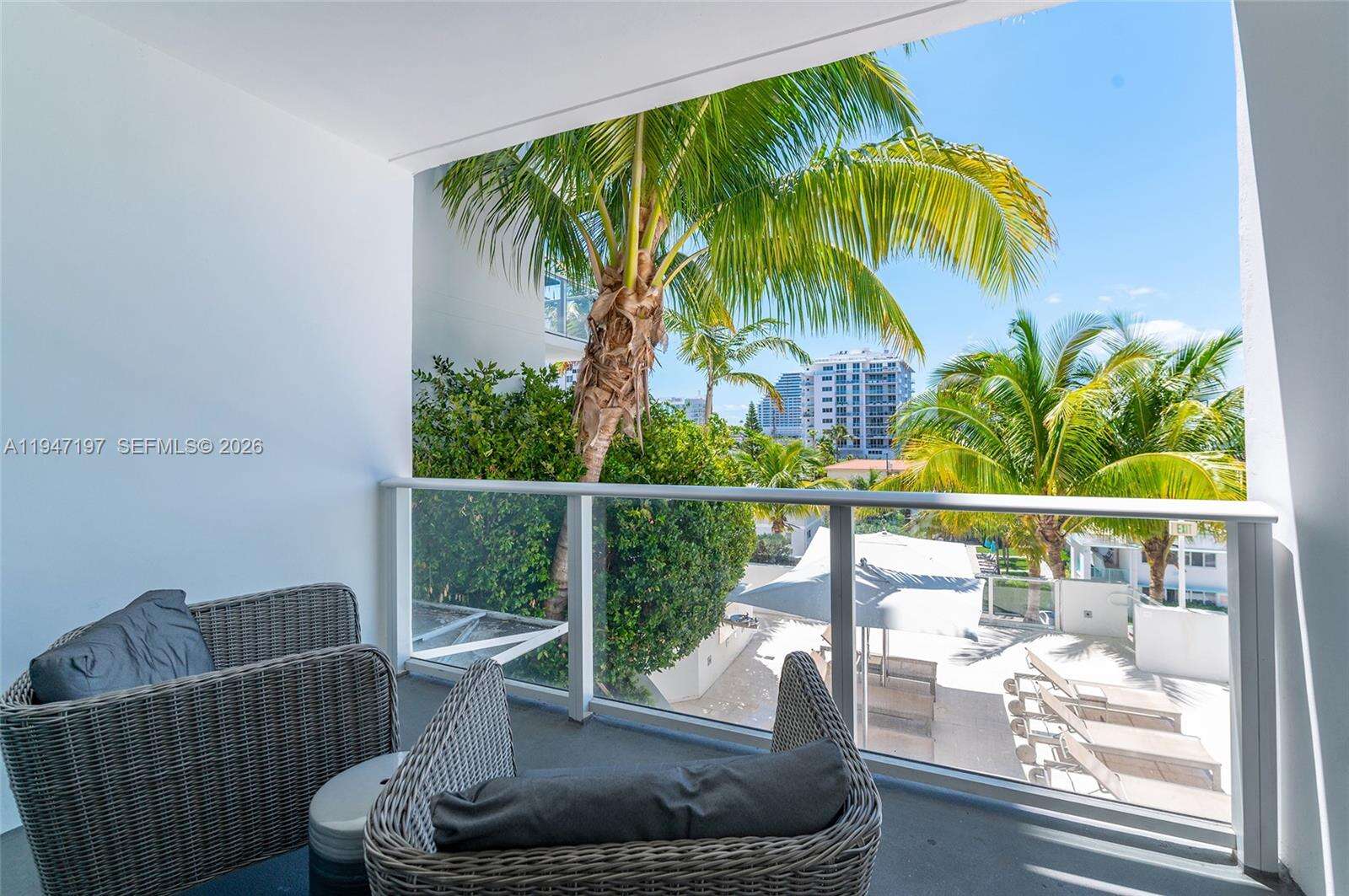 Tiffany House at 401 Birch Rd, Fort Lauderdale, FL 33304 - For Rent photo 24