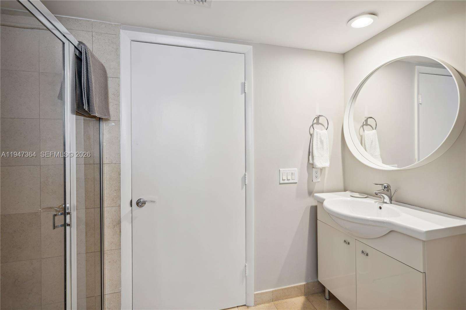 The Beach Club Two at 1830 Ocean Dr, Hallandale Beach, FL 33009 - For Rent photo 21