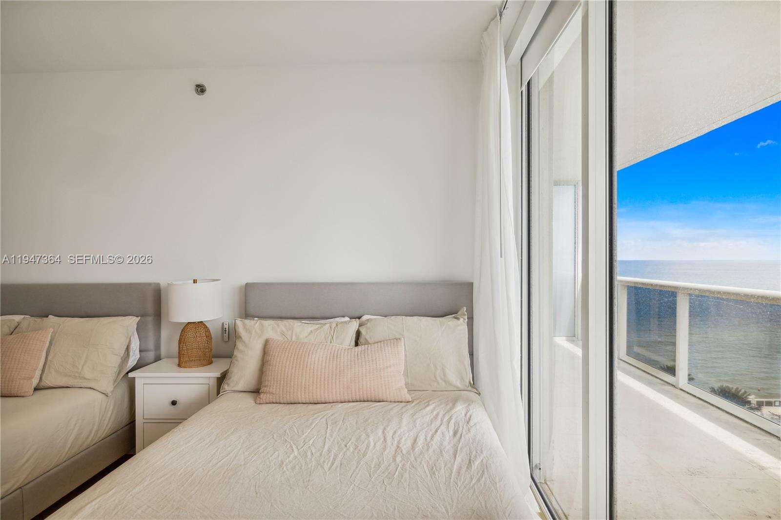 The Beach Club Two at 1830 Ocean Dr, Hallandale Beach, FL 33009 - For Rent photo 24