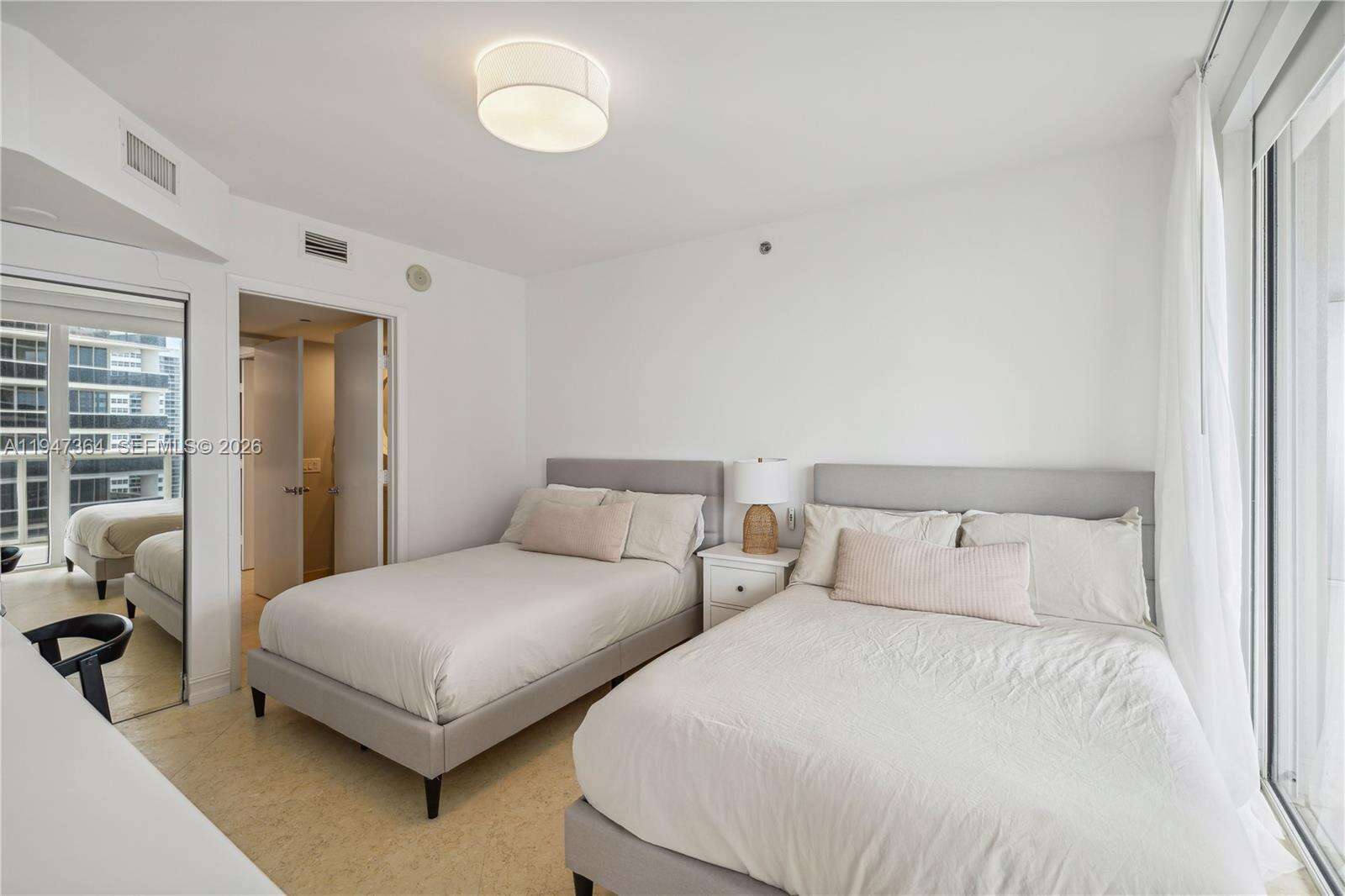 The Beach Club Two at 1830 Ocean Dr, Hallandale Beach, FL 33009 - For Rent photo 25