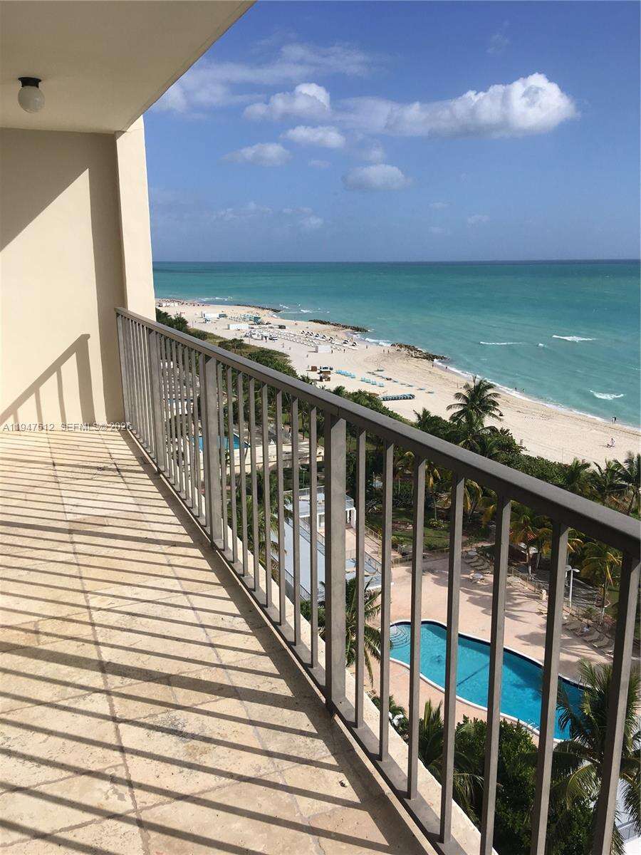 Oceanfront Plaza at 2625 Collins Ave, Miami Beach, FL 33140 - For Rent photo 3