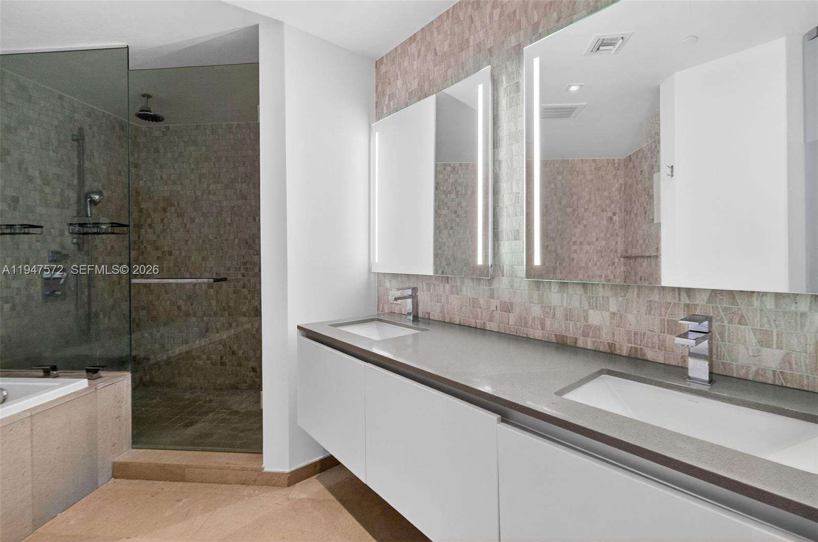 Reach Brickell at 68 6 St, Miami, FL 33131 - For Rent photo 18