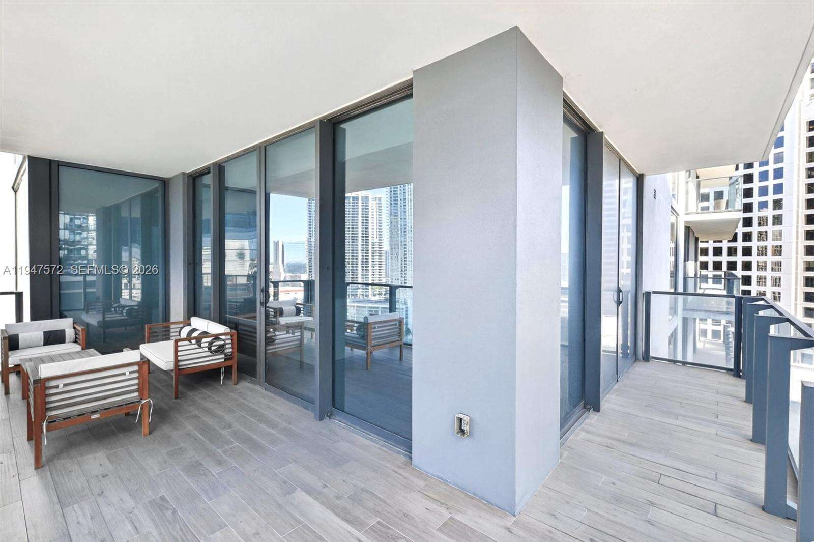 Reach Brickell at 68 6 St, Miami, FL 33131 - For Rent photo 23