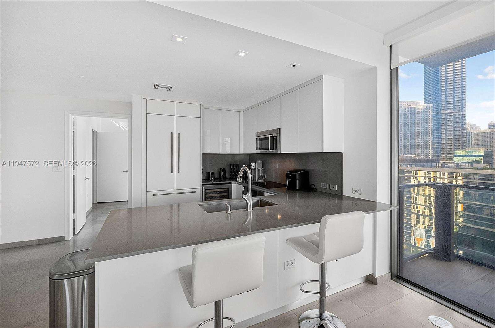 Reach Brickell at 68 6 St, Miami, FL 33131 - For Rent photo 25