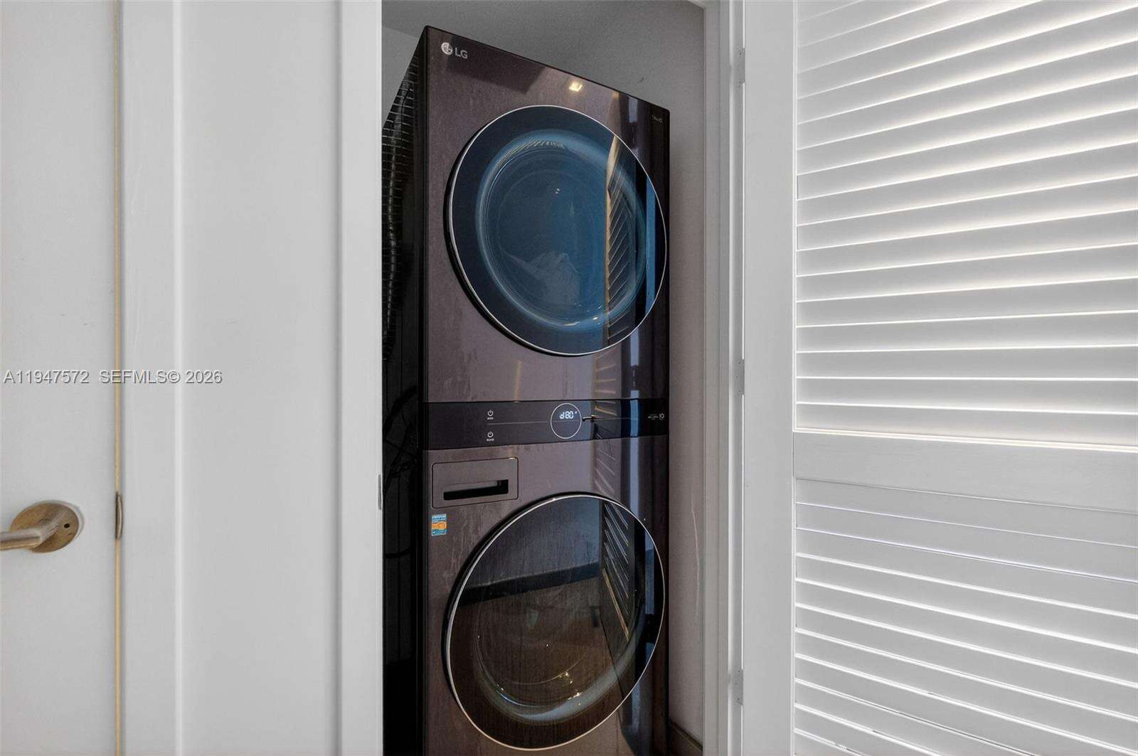 Reach Brickell at 68 6 St, Miami, FL 33131 - For Rent photo 32