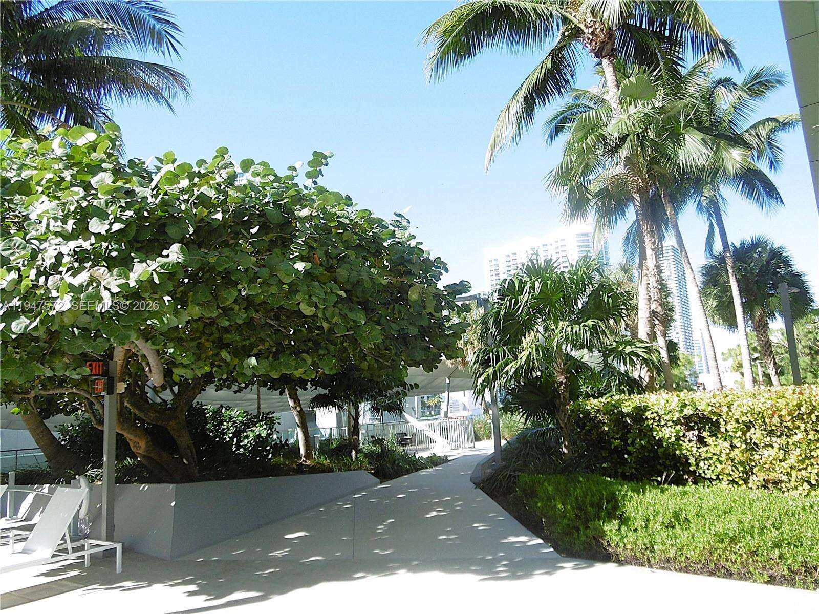 Reach Brickell at 68 6 St, Miami, FL 33131 - For Rent photo 37